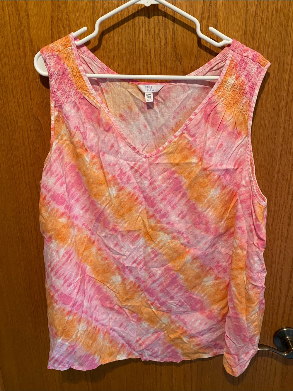 Time and Tru Women’s Sleeveless Top
